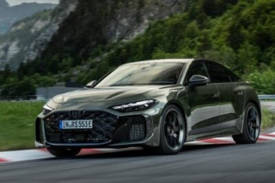 アウディ新型「RS 5」登場へ　Audi Sport初のプラグインハイブリッド搭載