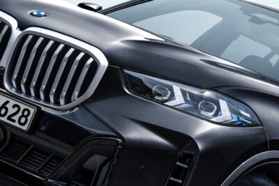 BMW X5 xDrive40d オリジナル発売　先進装備そのままで価格を最適化