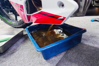【バイク用品店】売れているバイク用エンジンオイルTOP10｜ツーリングシーズンに人気のモデルは？【2026年5月版】