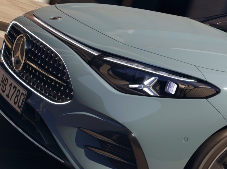 メルセデス・ベンツ新型CLA＆シューティングブレーク発売　新プラットフォームMMA採用