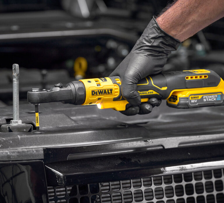 DEWALT「18V XRブラシレス・シールドヘッドラチェットレンチ」発売　高速450rpmで快適作業