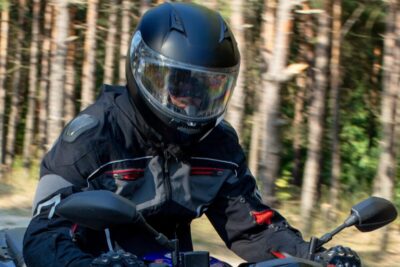 【バイク用品店】売れているフルフェイスヘルメットTOP10｜夏のツーリングで選びたい人気モデルをチェック【2026年7月版】