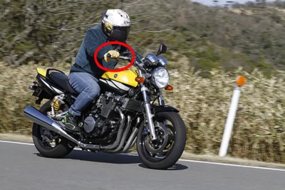 ブレーキの効きは命綱！XJR1300で意のままに止まる！