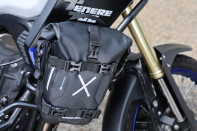 バイクに荷物が積めて愛車の保護にも!? とにかく便利な防水バッグ　【SHAD TR08 TERRA クラッシュバーバッグ 8L】
