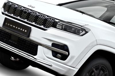 ジープ「Commander」に85周年限定車！　黒ホイール＆専用装備で649万円